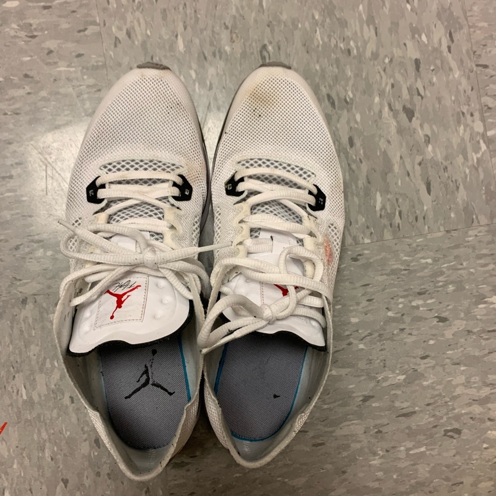 Mens Jordans, Size 9